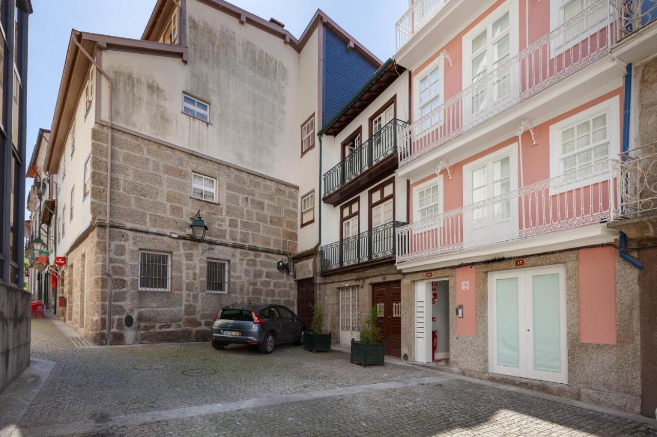 Polery Apartments Center Guimaraes Room photo